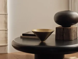 Audo Copenhagen Vasen-Surround Vase, braunes Holz