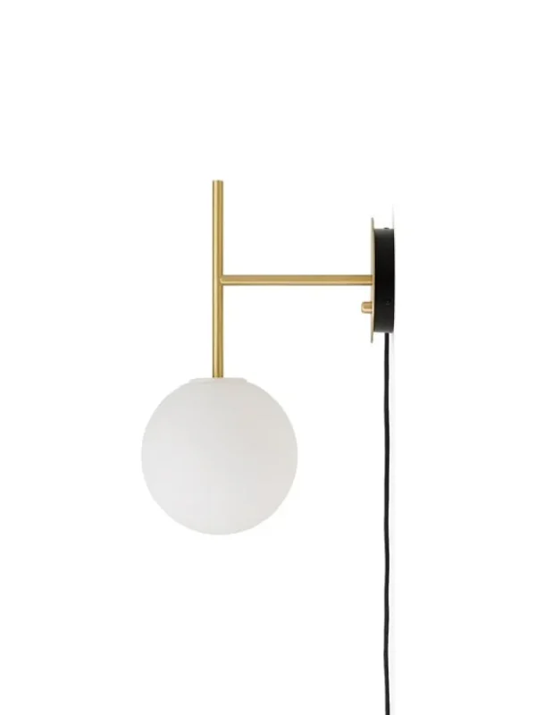 Nuura Wandleuchten-Audo Copenhagen TR Bulb Pendel-Wandleuchte, Messing gebürstet – Opal matt