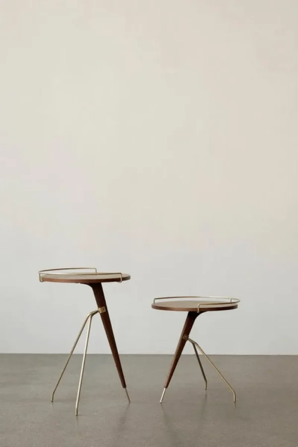 Audo Copenhagen Tische-Umanoff Beistelltisch, 60 cm, Walnuss – Messing gebürstet
