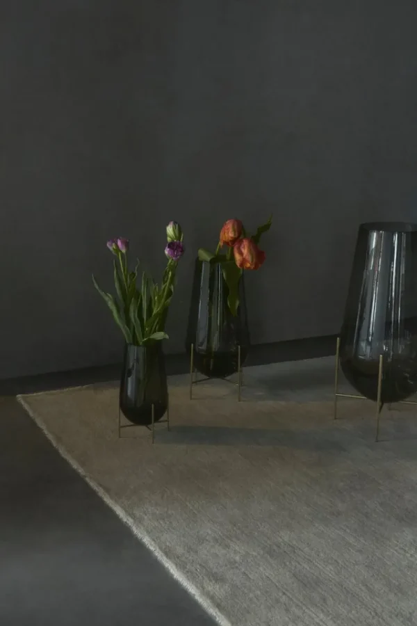 ferm LIVING Vasen-Audo Copenhagen Vase Échasse, klein, rauchgrau