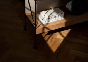 Audo Copenhagen Aufbewahrungsmöbel | Aufbewahrungsmöbel^Zet Aufbewahrungssystem, H114, schwarzer Stahl - Eiche
