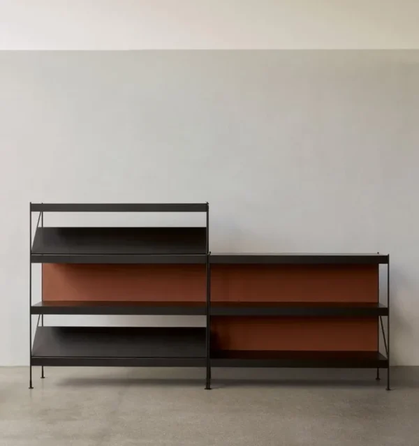Audo Copenhagen Aufbewahrungsmöbel | Aufbewahrungsmöbel^Zet Aufbewahrungssystem, H158, schwarzer Stahl - schwarze Eiche