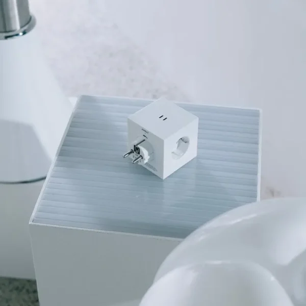 Avolt Unterhaltungselektronik | Elektroartikel^Square2 USB-C Wandsteckdose, Verlängerung,Opalweiß, x Martinelli Luce