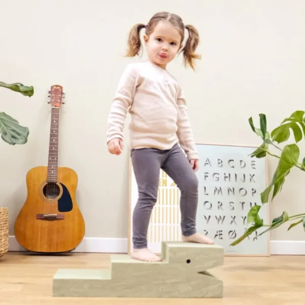 Kinder bObles Spielzeug | Möbel Für Das Kinderzimmer^Crocodile, Marble Nature, Moosgrün