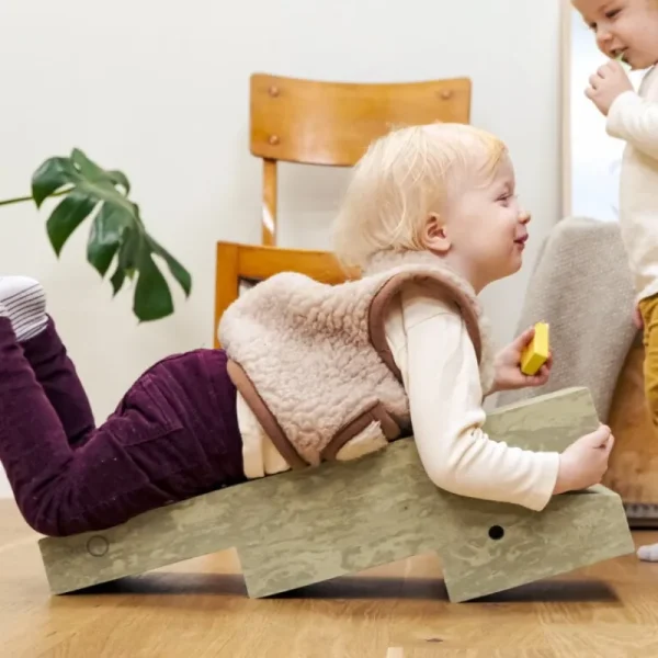 Kinder bObles Spielzeug | Möbel Für Das Kinderzimmer^Crocodile, Marble Nature, Moosgrün