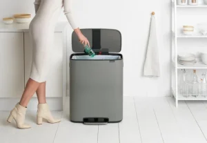 Brabantia Papierkörbe & Recycling-behälter | Abfalleimer^Bo Tretmülleimer 60 l, Sense of Luxury, Grau