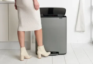 Brabantia Papierkörbe & Recycling-behälter | Abfalleimer^Bo Tretmülleimer 60 l, Sense of Luxury, Grau