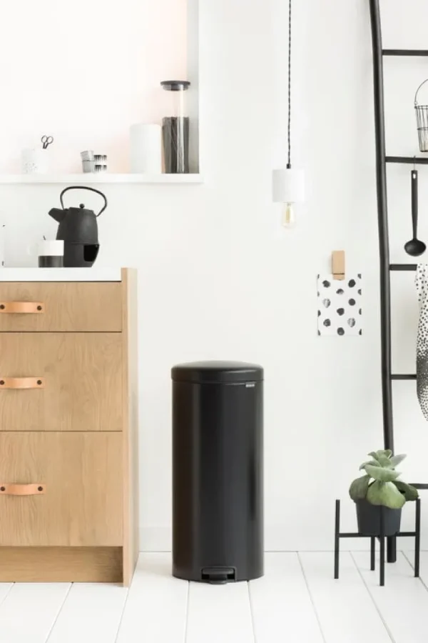 Brabantia Papierkörbe & Recycling-behälter | Abfalleimer^Treteimer newIcon, mattschwarz