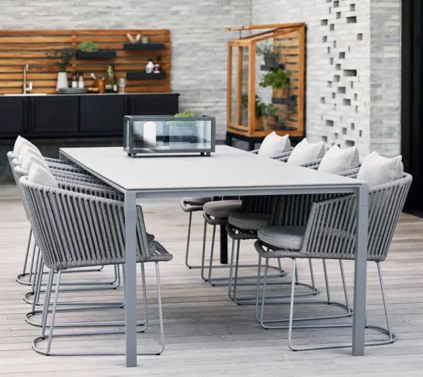 Cane-line Terrassenmöbel | Tische^Pure Esstisch, 280 x 100 cm, Hellgrau - betongraue Keramik