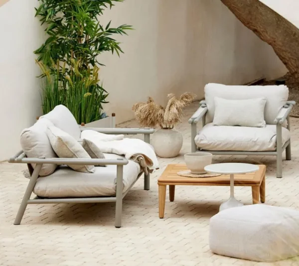 Cane-line Terrassenmöbel^Sticks Loungesessel mit Kissen, Taupe - Sandbeige