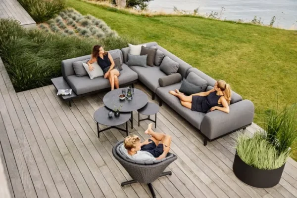 Cane-line Terrassenmöbel | Tische^Twist Couchtisch, Durchmesser: 45 cm, Lavagrau – Fossilschwarz