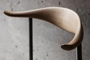 Yrju00f6 Kukkapuro Sitzgelegenheiten-Carl Hansen & Søn CH88P Stuhl, Schwarzer Stahl, Schwarzes Leder, Geölte Eiche