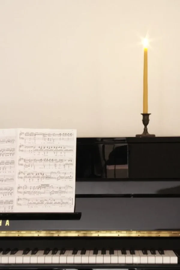 GUBI Kerzen Und Kerzenhalter-Collaboratorio Candela Kerze, 31 cm, 6 Stück, Honigfarben