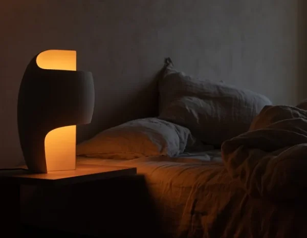 GUBI Tischlampen-DCWéditions La Lampe B Tischleuchte, Weiß
