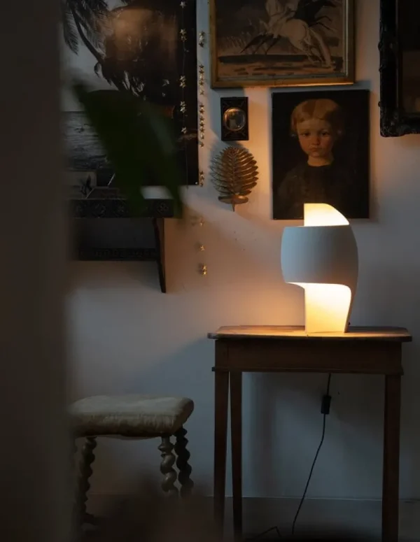 GUBI Tischlampen-DCWéditions La Lampe B Tischleuchte, Weiß