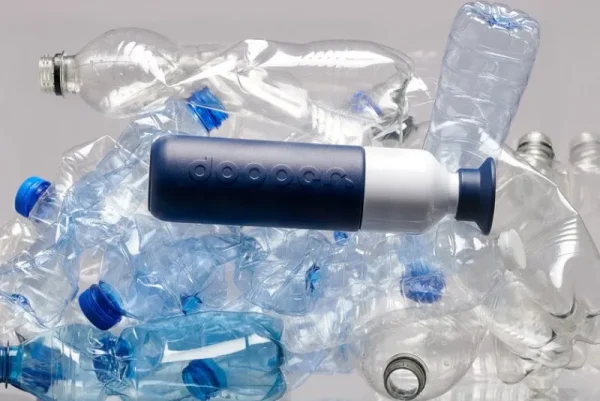 Dopper Sport- Und Outdoor-produkte^Trinkflasche, 580 ml, isoliert, Braker Blue