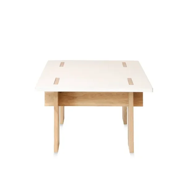 Muuto Tische-Eberhart Furniture Arnold Couchtisch, heller Beton - hell Eiche