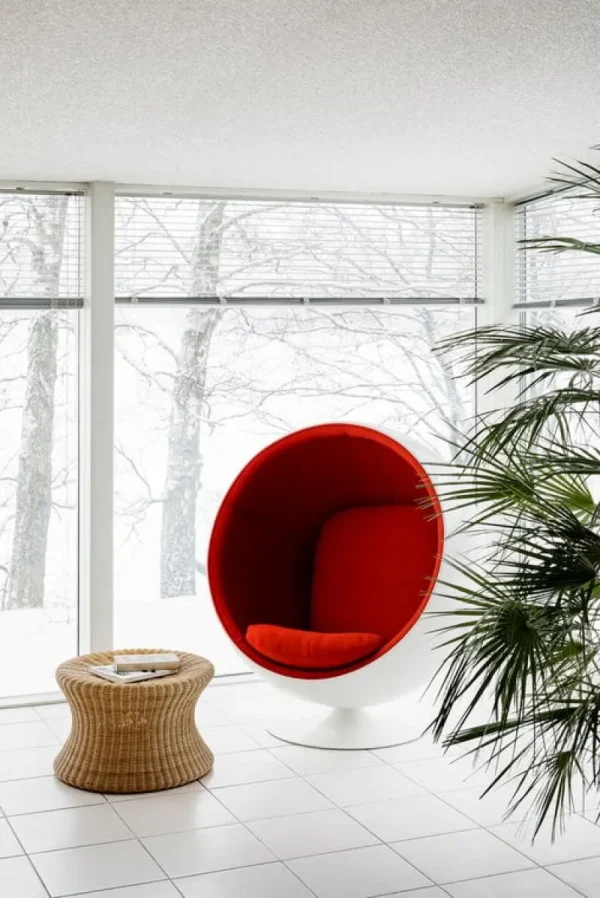 Labofa Sitzgelegenheiten-Eero Aarnio Originals Ball Chair, Weiß - Rot