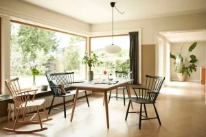 Audo Copenhagen Tische-FDB Møbler C35B Esstisch, 160 x 82 cm, Eiche – hellgraues Linoleum