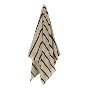 ferm LIVING Badezimmertextilien^Alee Badetuch, 70 × 140 cm, Sand – Schwarz