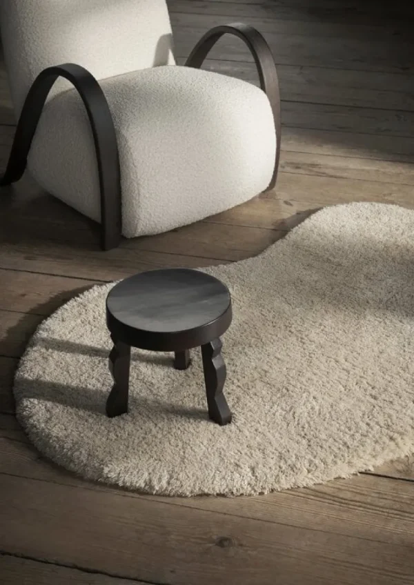 Eero Aarnio Originals Sitzgelegenheiten-ferm LIVING Buur Loungesessel, Nordic Bouclé, Cremeweiß