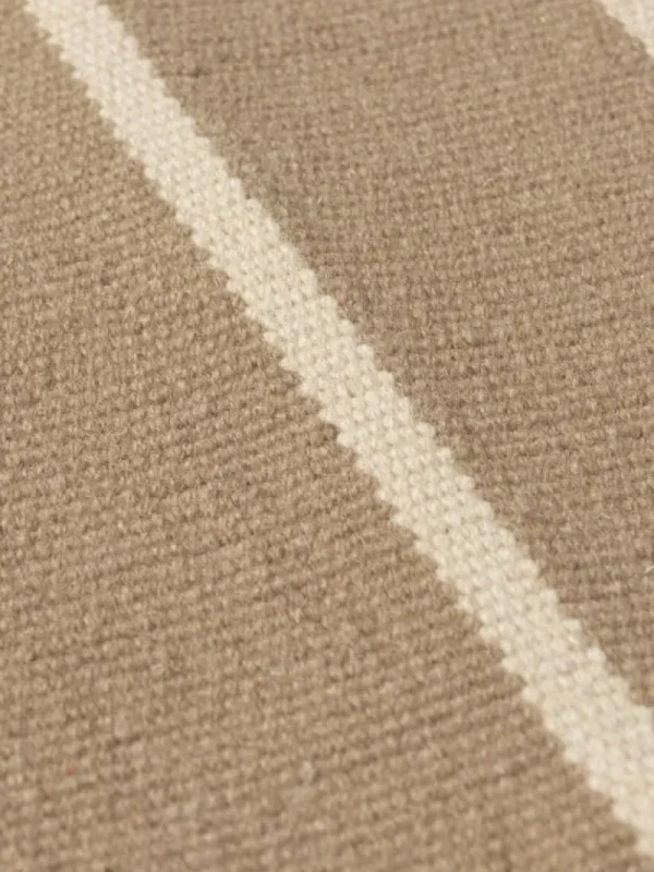 ferm LIVING Teppiche Und Läufer^Calm Kelim Teppich, 140 x 200 cm, dunkles Sandbeige - Cremeweiß