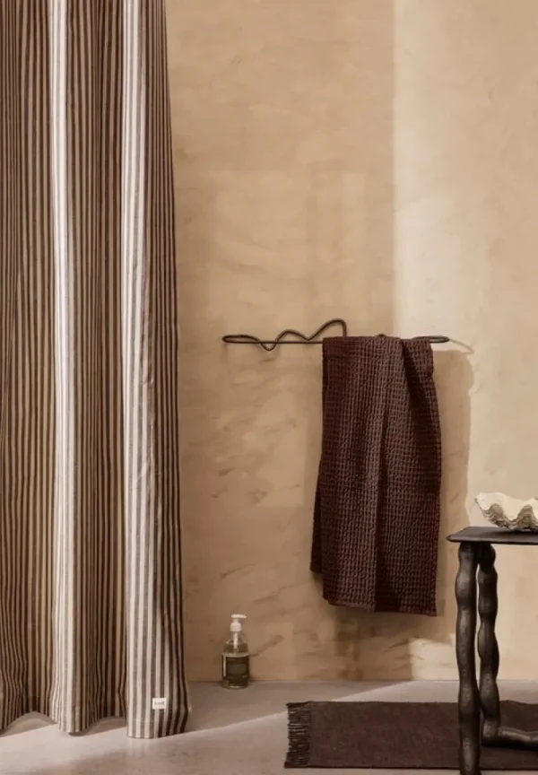 ferm LIVING Badezimmertextilien^Chambray Duschvorhang, Sandbeige – Schwarz