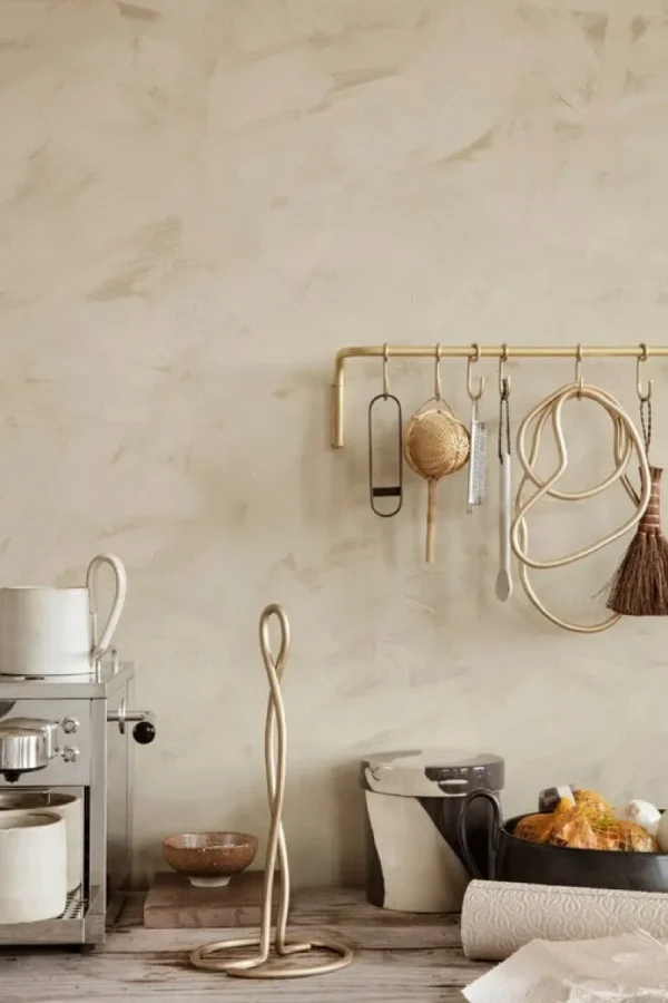 ferm LIVING Küchenutensilien^Curvature Küchenrollenhalter, Messing