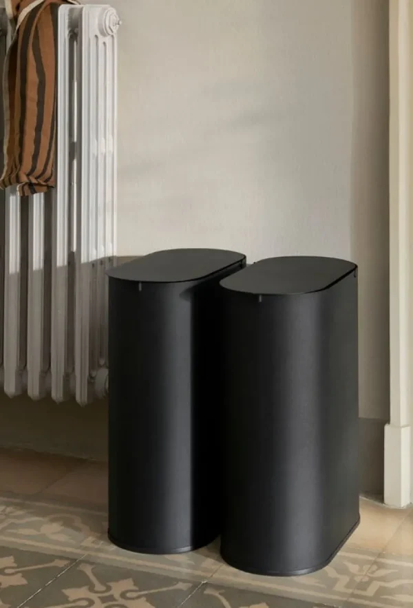 ferm LIVING Papierkörbe & Recycling-behälter | Abfalleimer^Enkel Behälter, Medium, Schwarz