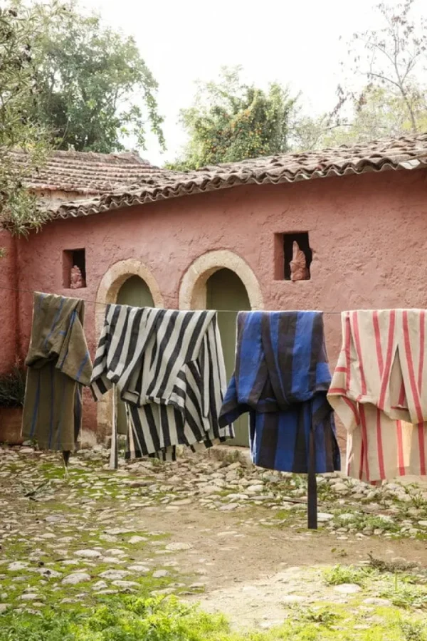 ferm LIVING Badezimmertextilien^Field Morgenmantel, Olivgrün - leuchtendes Blau