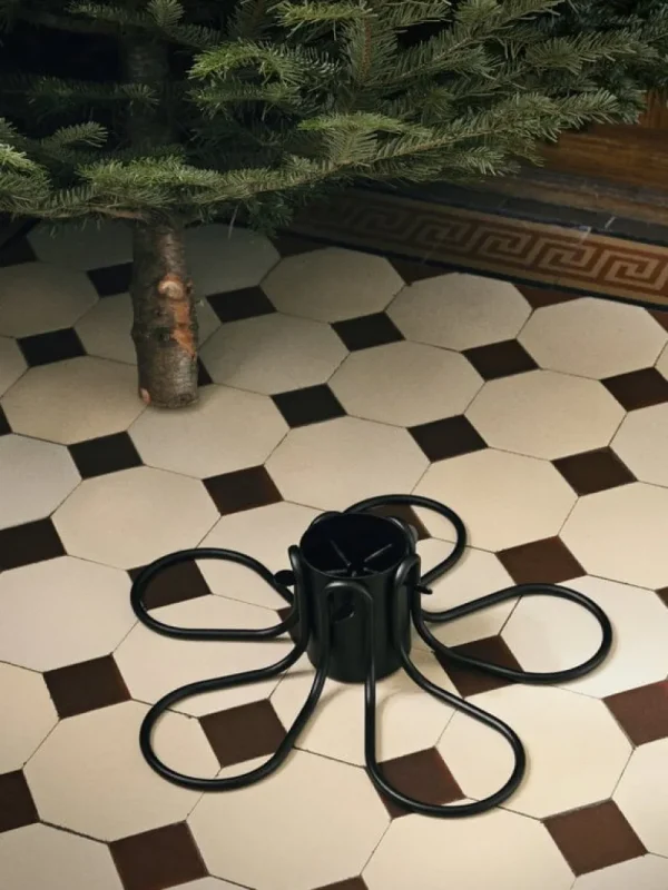 ferm LIVING Weihnachtsdekoration^Flake Weihnachtsbaumständer