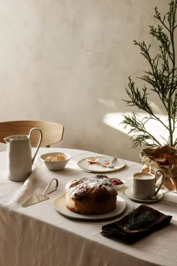 ferm LIVING Geschirr^Flow Teller, Groß, Cremeweiß Gesprenkelt
