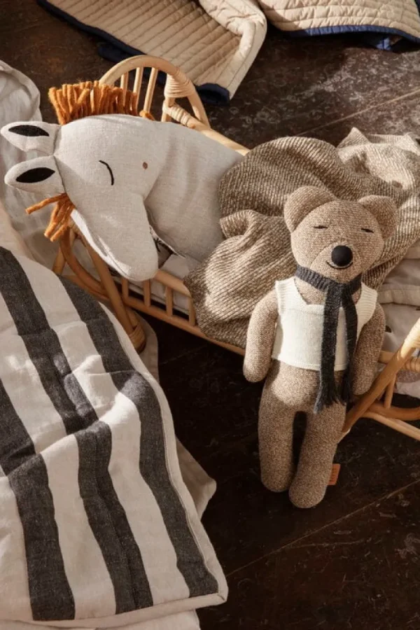 ferm LIVING Decken Und Überwürfe^Grand Steppdecke, Sand - Schwarz