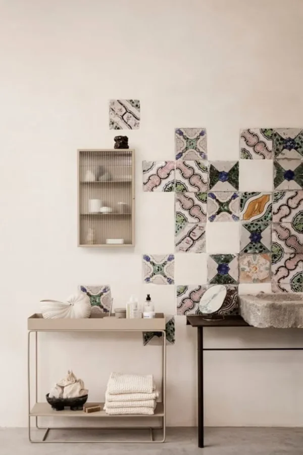 Pedestal Aufbewahrungsmöbel | Regale-ferm LIVING Haze Hängeschrank, Kaschmir