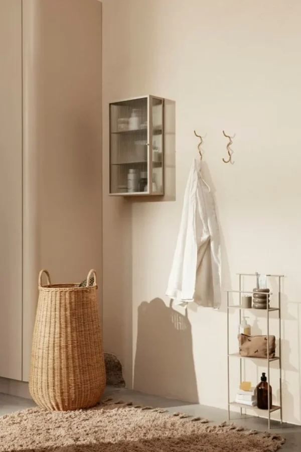 Pedestal Aufbewahrungsmöbel | Regale-ferm LIVING Haze Hängeschrank, Kaschmir