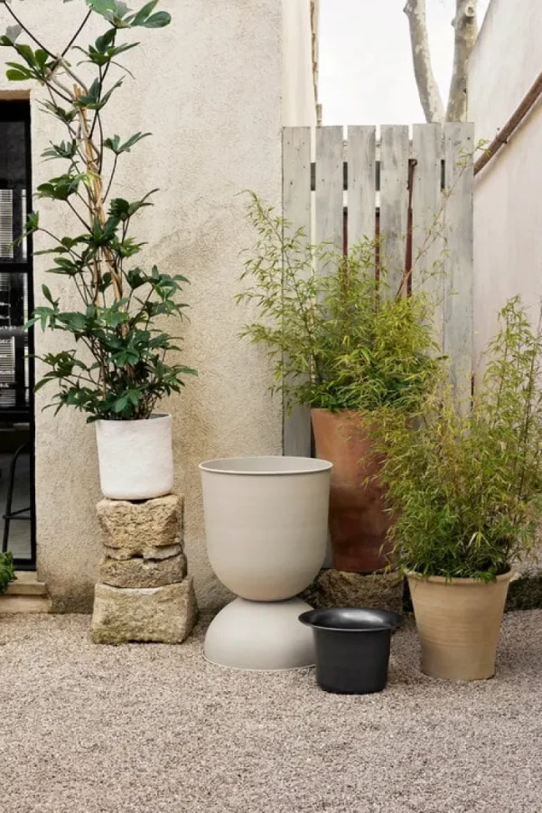 ferm LIVING Garten^Hourglass Topf, L, Kaschmir