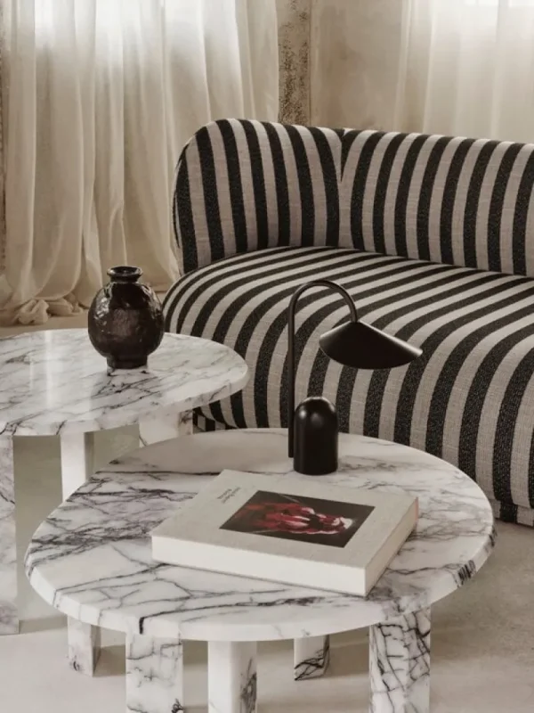 New Works Sofas Und Liegen-ferm LIVING Rico 3-Sitzer-Sofa, Sandbeige - Schwarz, Louisiana