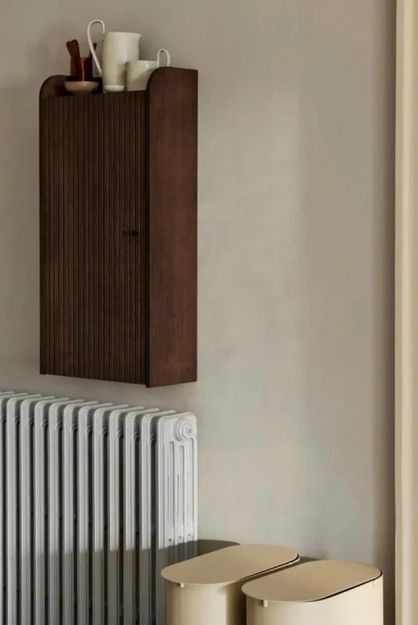 Audo Copenhagen Aufbewahrungsmöbel | Regale-ferm LIVING Sill Wandschrank, Eiche dunkel gebeizt
