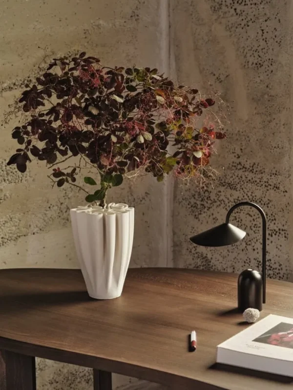 Fritz Hansen Tische-ferm LIVING Tarn Schreibtisch, dunkel gebeizte Buche