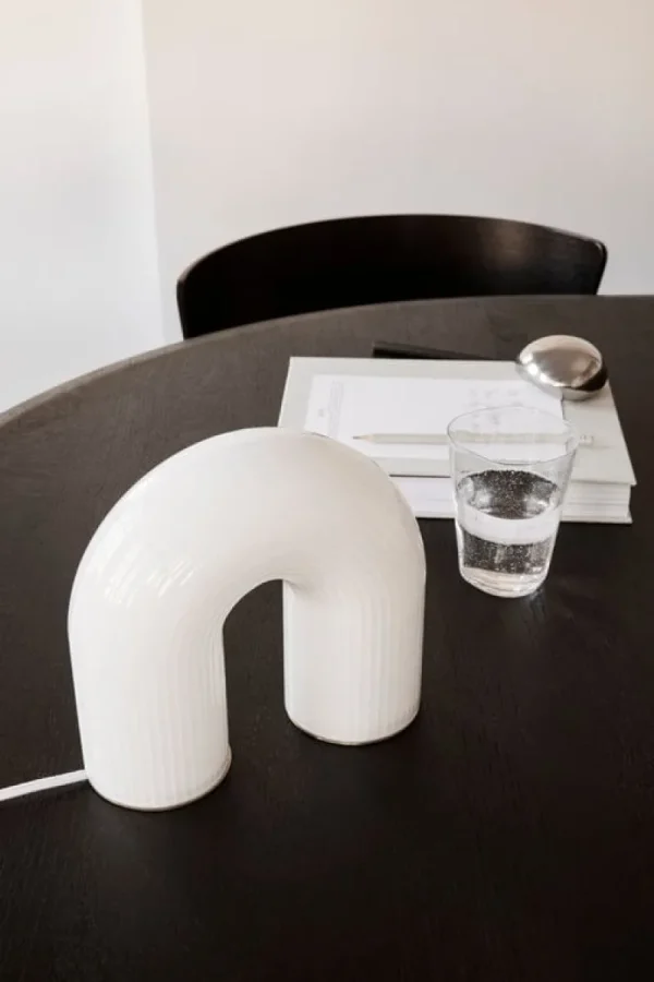 Warm Nordic Tischlampen-ferm LIVING Tischleuchte Vuelta, weiß