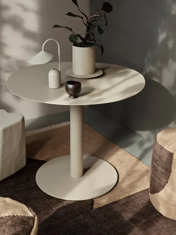 ferm LIVING Tischlampen | Tragbare Lampen-Tragbare Leuchte Arum, Cashmere