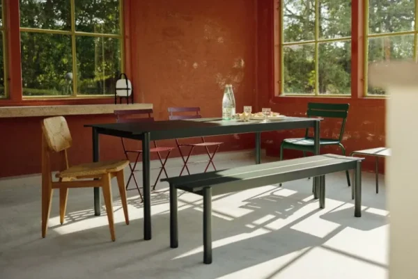 Fermob Terrassenmöbel^Bistro Metallstuhl, Schwarzkirsche