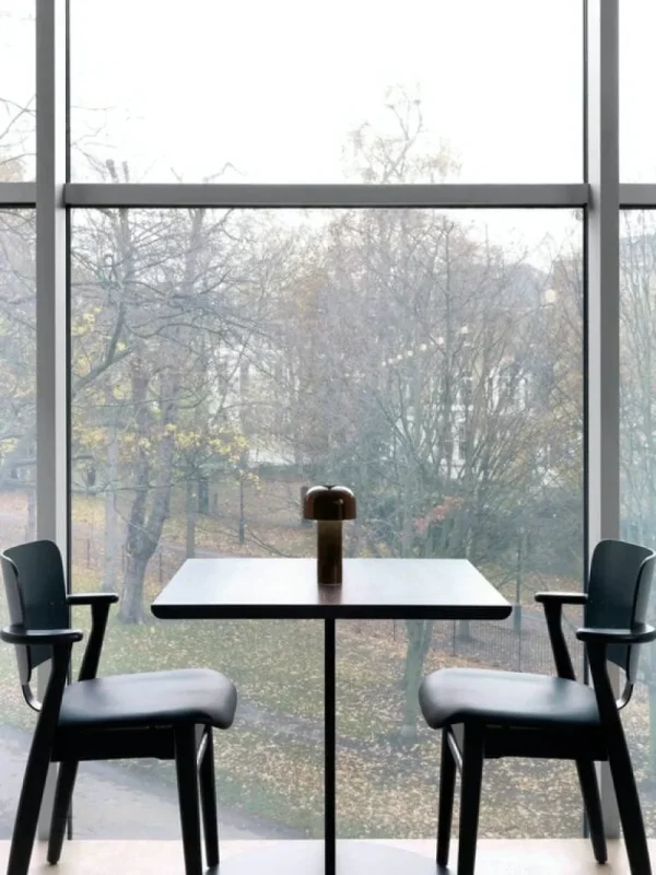 ferm LIVING Tragbare Lampen | Tischlampen-Flos Bellhop Tischleuchte, schokobraun