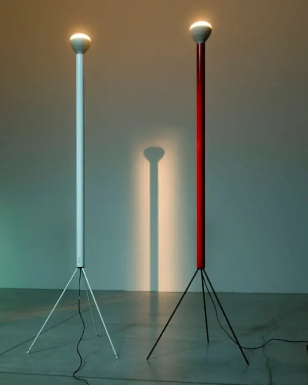 Audo Copenhagen Stehleuchten-Flos Luminator Stehleuchte, dimmbar, Blau