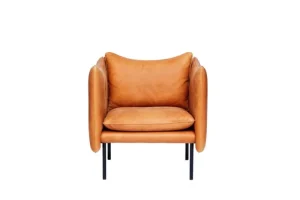 Normann Copenhagen Sitzgelegenheiten-Fogia Tiki Sessel, klein, schwarzer Stahl - cognacbraunes Leder