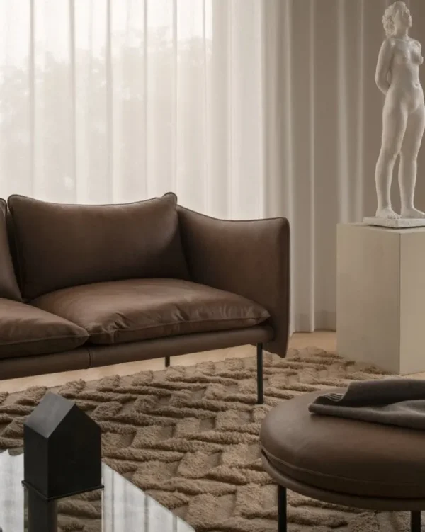 Fogia Sofas Und Liegen-Tiki 3-Sitzer Sofa, Jubiläumsausgabe, schwarzer Stahl - Vintage Tabak