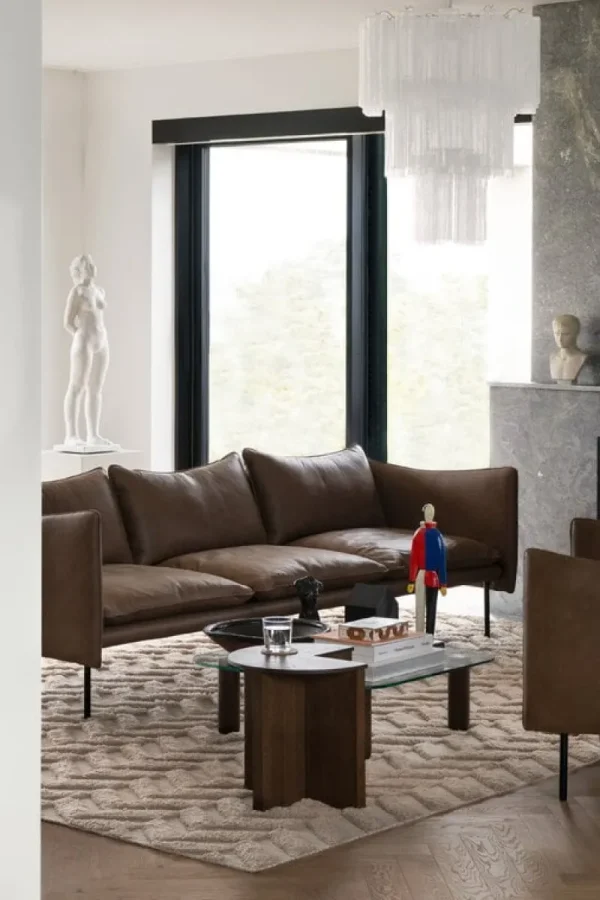 Fogia Sofas Und Liegen-Tiki 3-Sitzer Sofa, Jubiläumsausgabe, schwarzer Stahl - Vintage Tabak