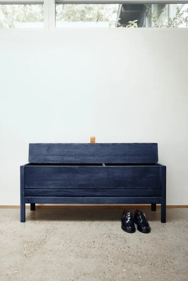 HAY Aufbewahrungsmöbel | Sitzgelegenheiten-Form & Refine A Line Aufbewahrungsbank, 111 cm, Esche indigoblau gebeizt