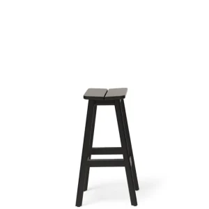 Lepo Product Sitzgelegenheiten-Form & Refine Angle Barhocker, 65 cm, Buche schwarz gebeizt