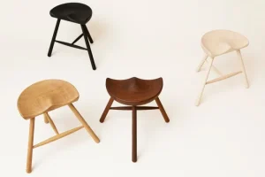 Form & Refine Sitzgelegenheiten-Form & Refine Shoemaker Chair No. 49 Hocker, Buche schwarz